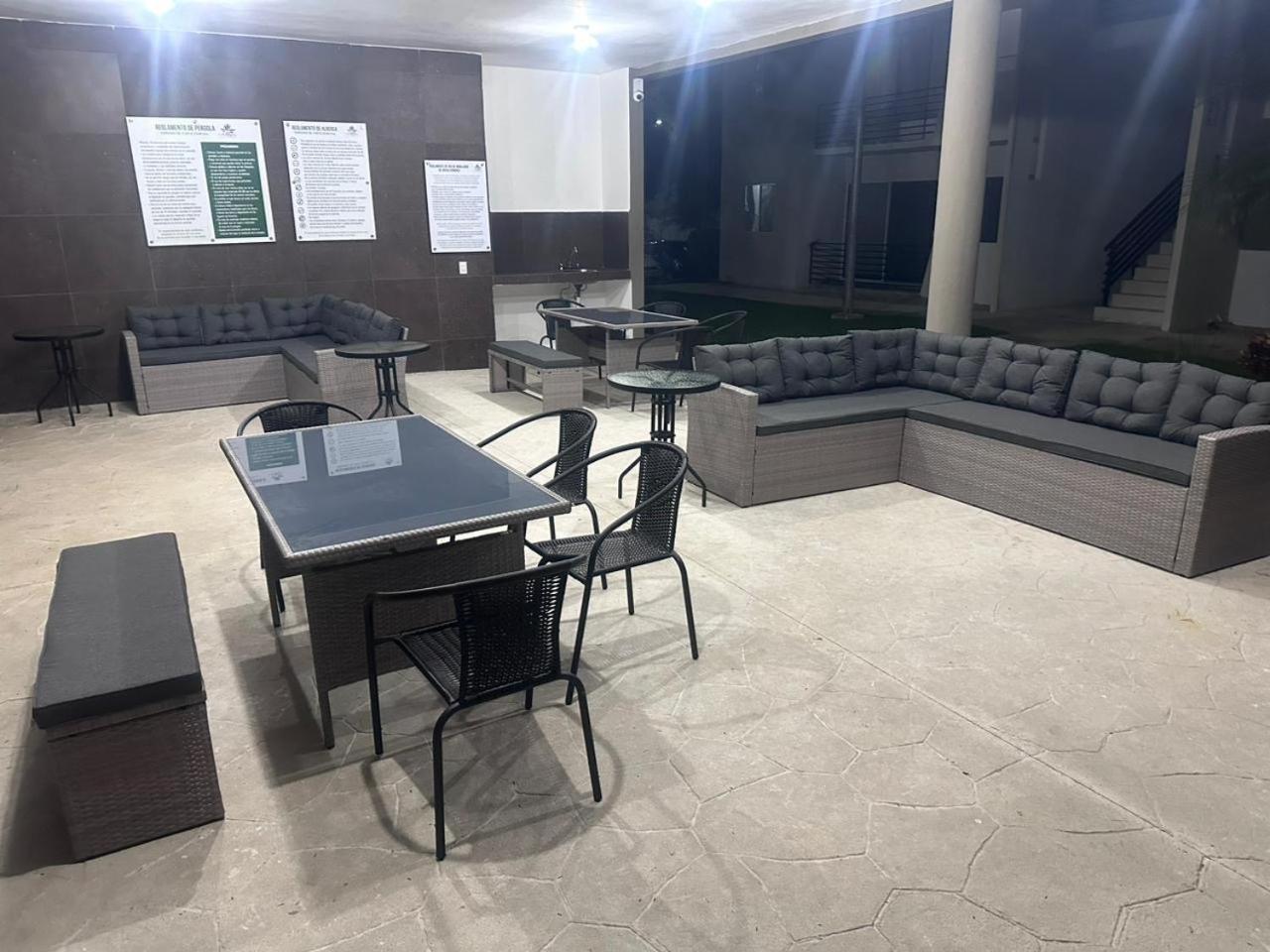 Vive Tus Vacaciones, Depa Nuevo Playa Del Carmen Apartment Exterior photo